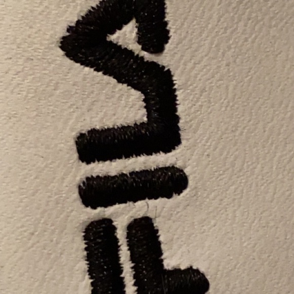 Fila Cheetah Shoes - Picture 4 of 4